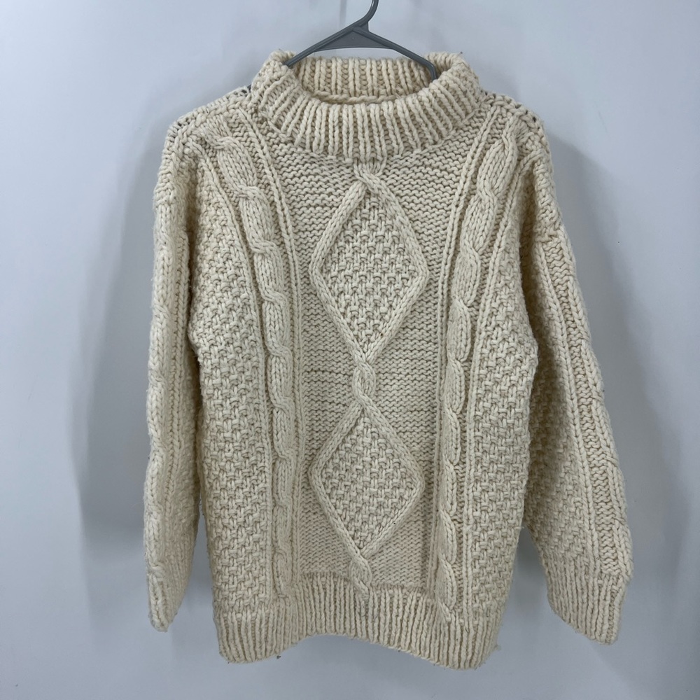 Artesanias MAQURI AGUASCA 100% wool handmade in Ecuador cableknit sweate…